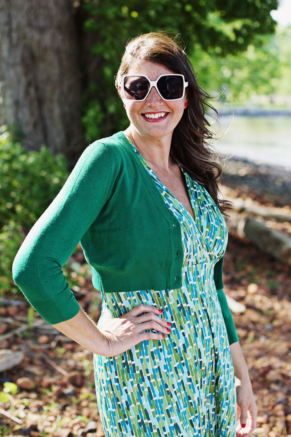 Classic Kelly Green Cropped Cardigan for Dresses – karina dresses