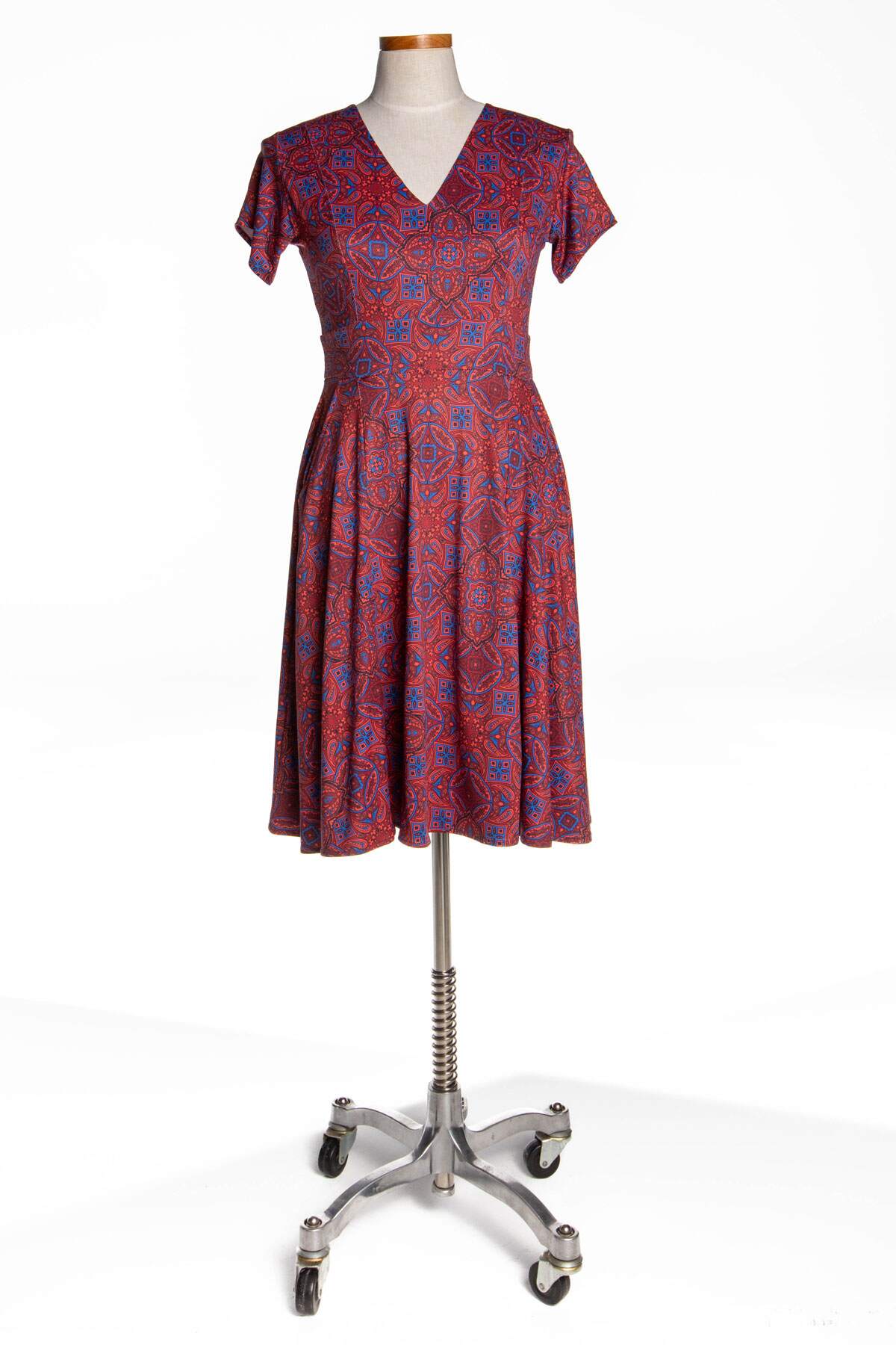 [ELFELFELF]ROSE SLIT DRESS-blue/■KARINA'PICK 着用 RosanneMidiDress_grande.png?v=