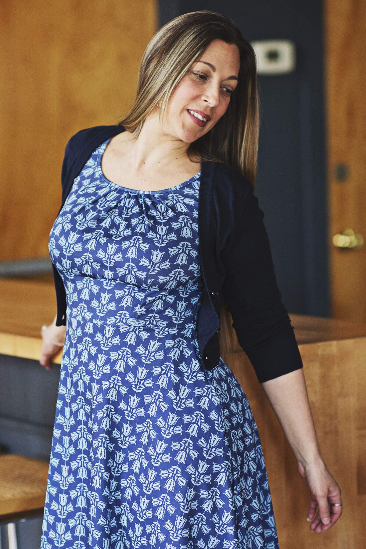 Navy Cropped Cardigan – karina dresses