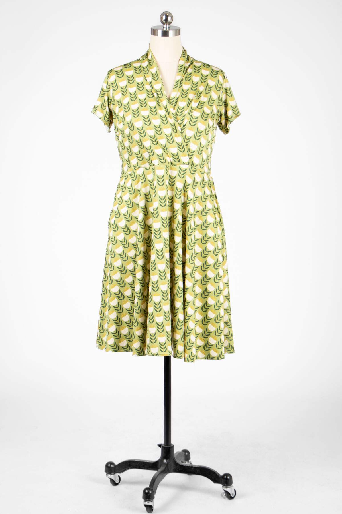 Load image into Gallery viewer, Joan Dress - You Grow Girl FINAL SALE
