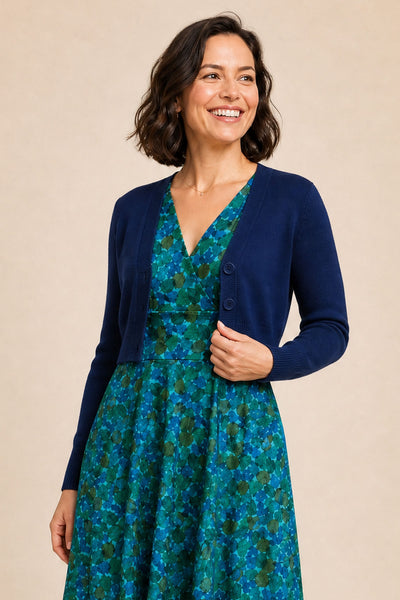 navy blue dress and cardigan Cropped XS Color:Nine Iron Wedding Dresses & Bridal the cardigan is composed No Returns&Exchanges