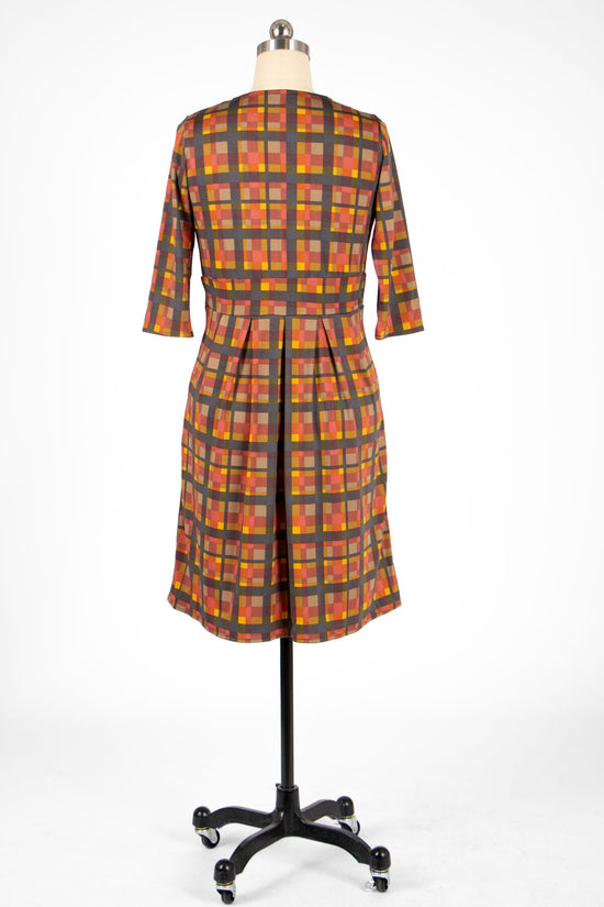 Load image into Gallery viewer, Penelope Dress - Pendant Plaid
