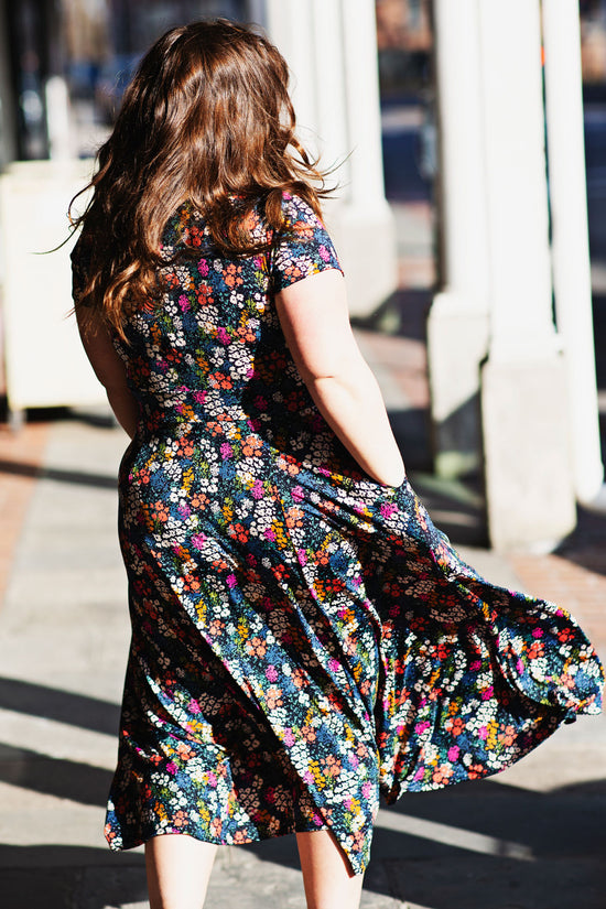 Load image into Gallery viewer, Cecelia Dress - Wildflower About You
